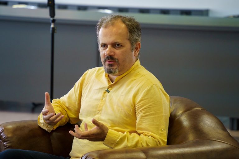 Radu Vancu: La ce e bună literatura & alte povești